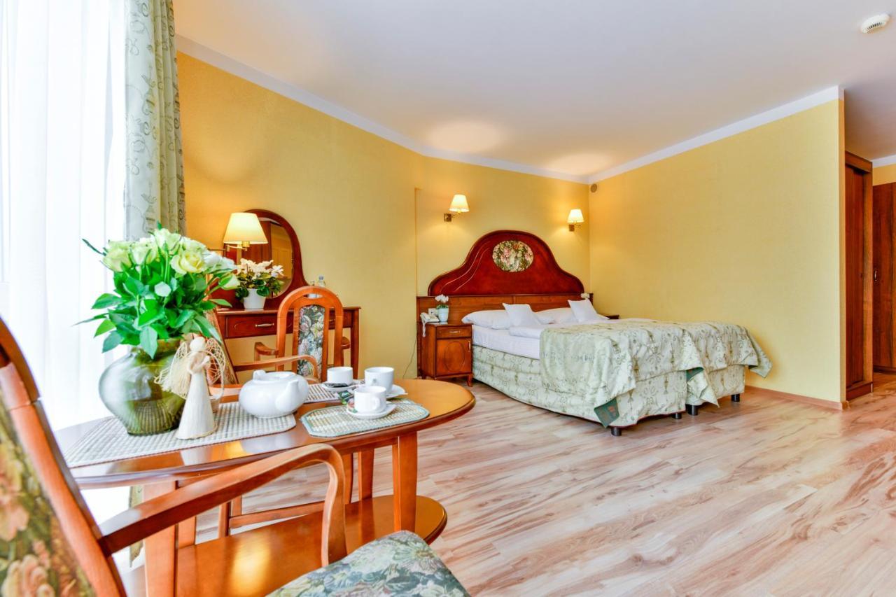 Apartamenty Sobieski Колобжег Екстер'єр фото