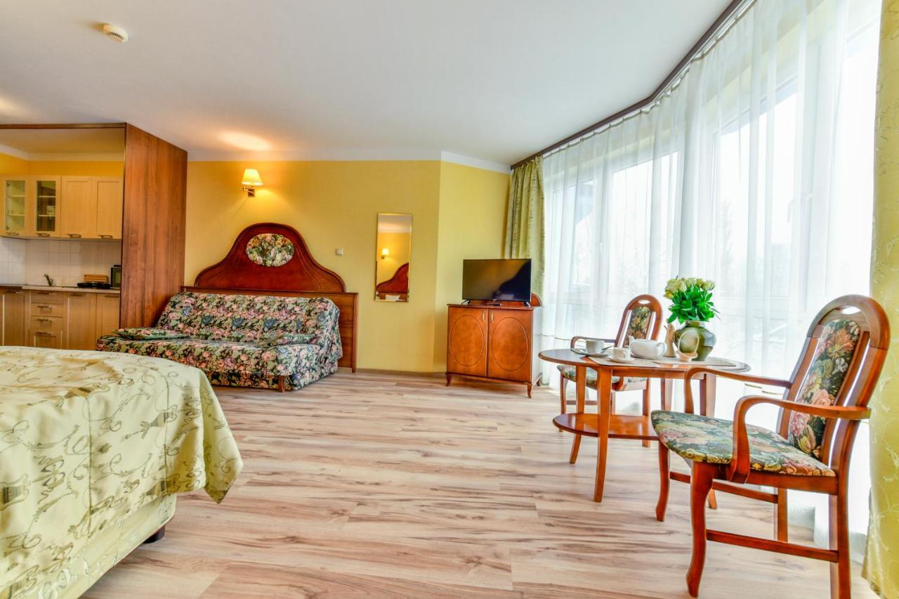 Apartamenty Sobieski Колобжег Екстер'єр фото