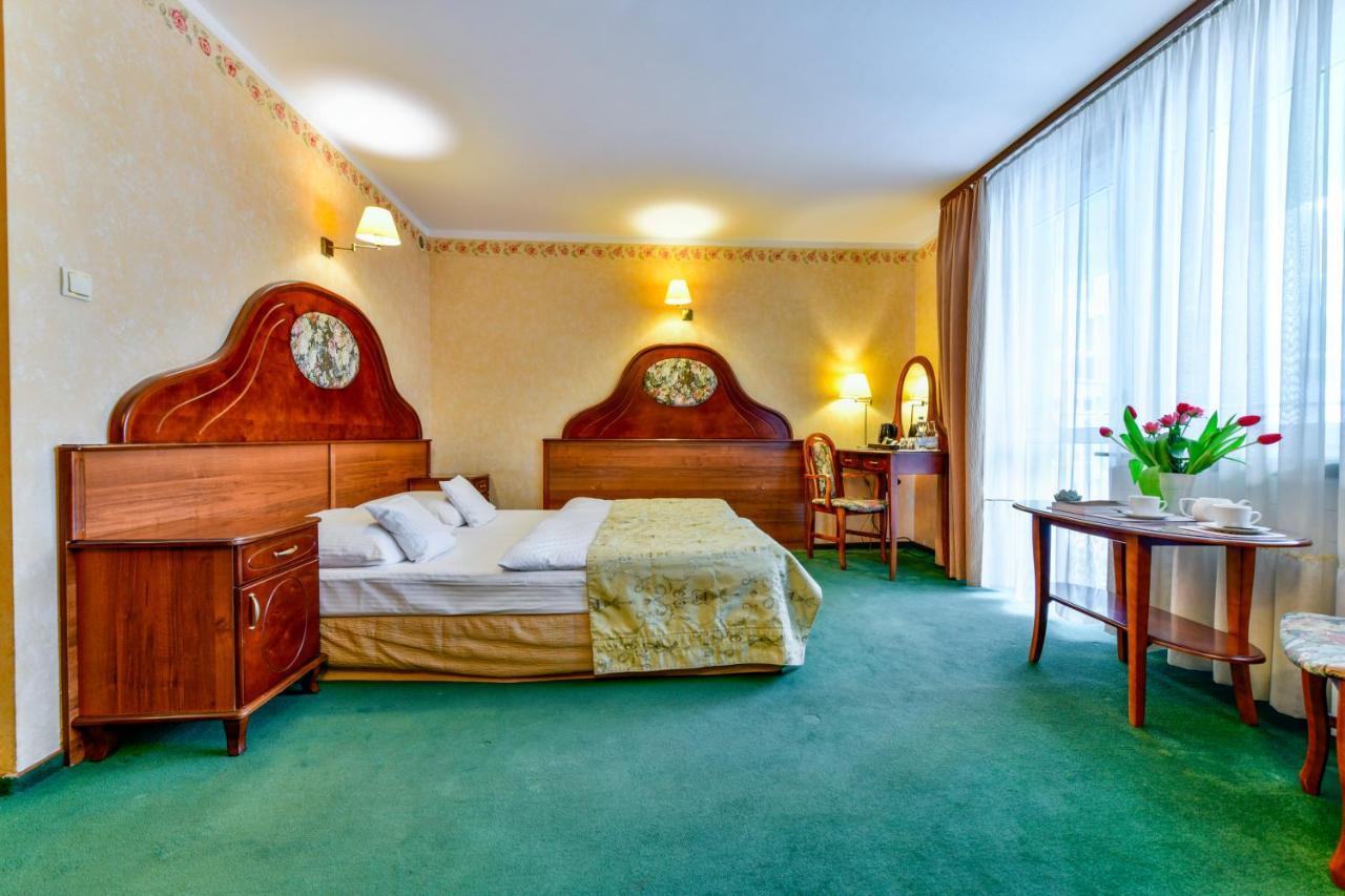Apartamenty Sobieski Колобжег Екстер'єр фото